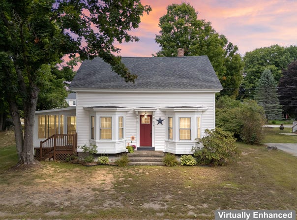 18 Maple Street, North Berwick, ME 03906