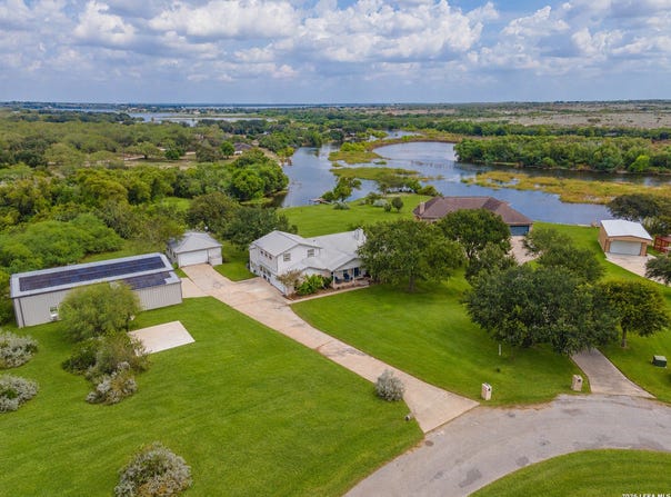 165 DAVID CIR, Sandia, TX 78383