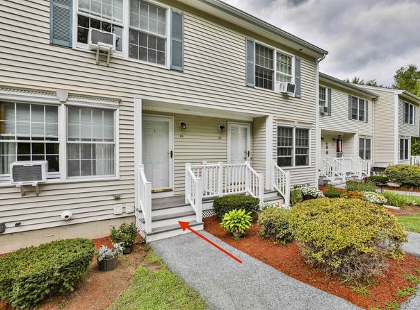 6 Pleasant Street, Hooksett, NH 03106