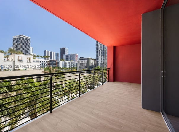 90 NE 32nd St, Miami, FL 33127