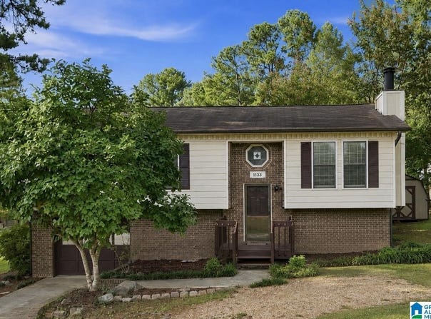 1133 THOMPSON ROAD, ALABASTER, AL 35007
