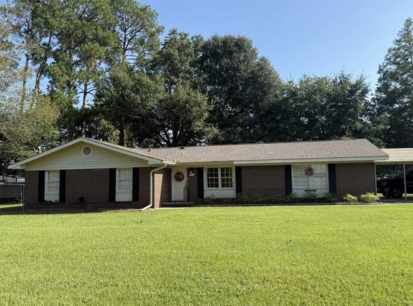 327 Lake Drive, Eufaula, AL 36027