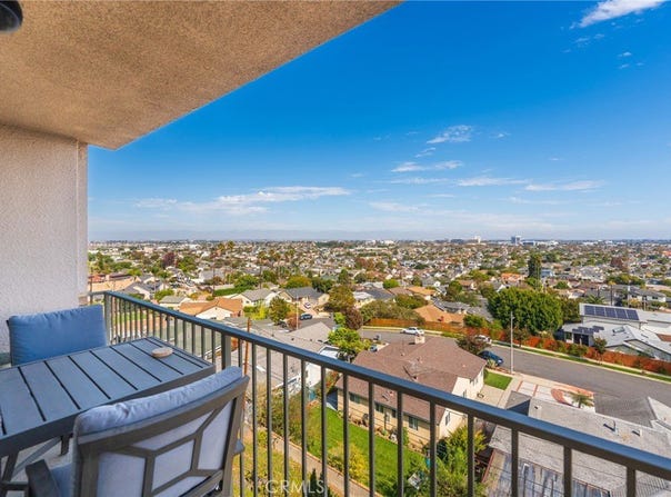 1108 Camino Real, Redondo Beach, CA 90277
