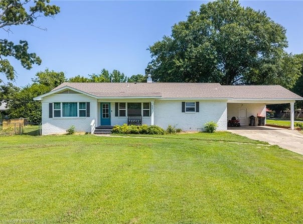 803 Hynes ST, Van Buren, AR 72956