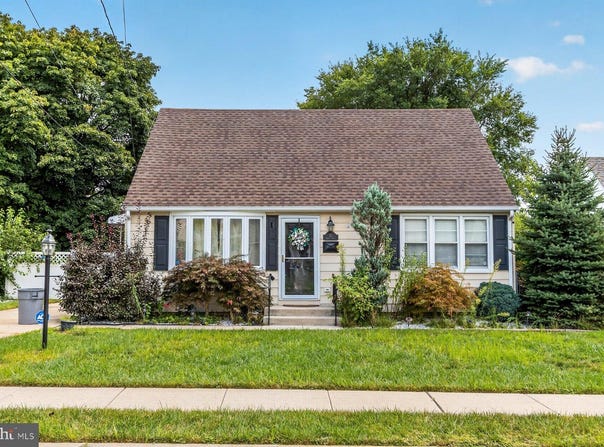 12 GRACE, HAMILTON, NJ 08610
