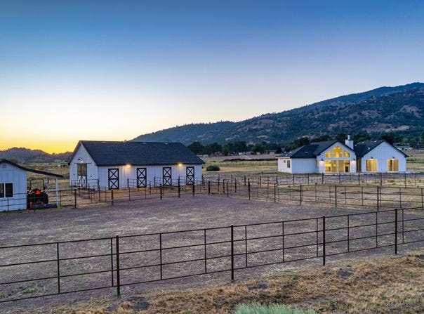27712 Mountain Way, Tehachapi, CA 93561