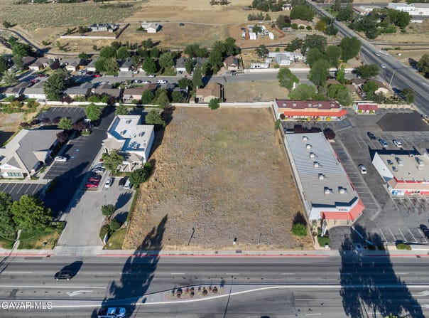 770 Tucker Road, Tehachapi, CA 93561