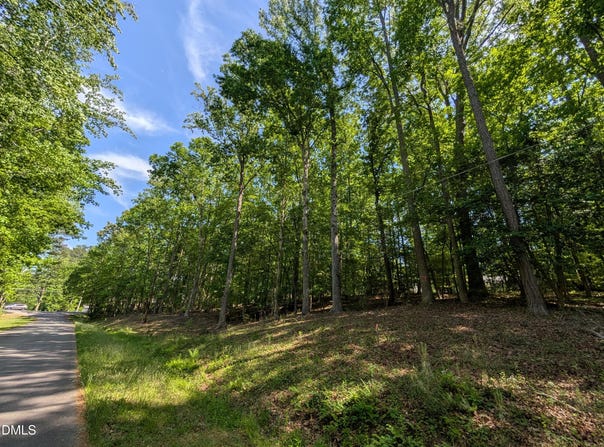132 Cherokee Drive, Louisburg, NC 27549