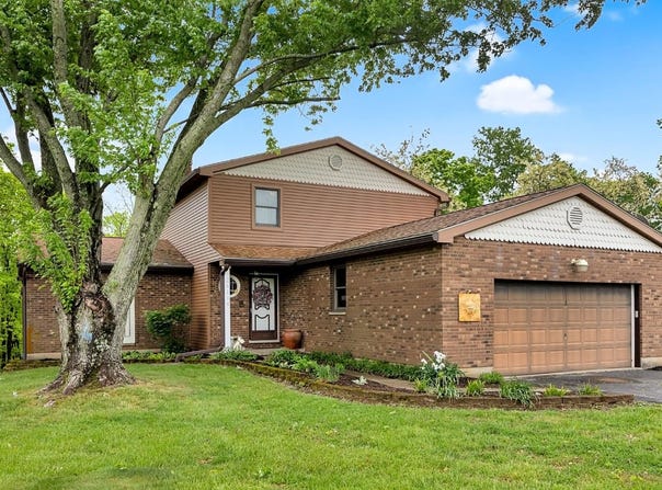 26194 E Rolling Drive, West Harrison, IN 47060