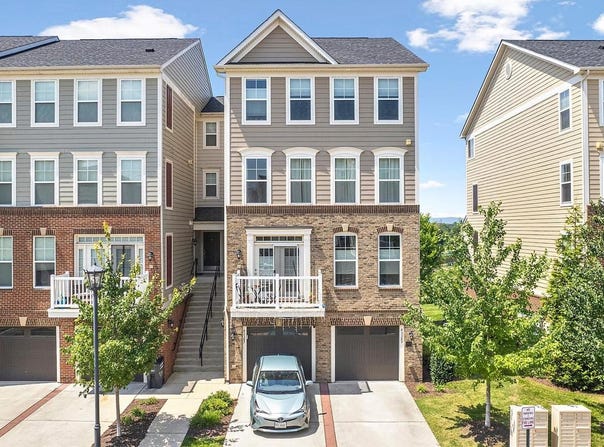 43389 TOWN GATE SQUARE, CHANTILLY, VA 20151