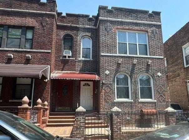 211 E 96th Street, Brooklyn, NY 11212