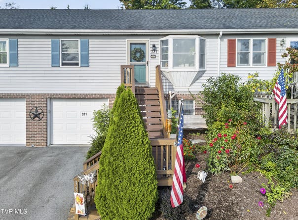 331 Edmond Drive, Abingdon, VA 24210