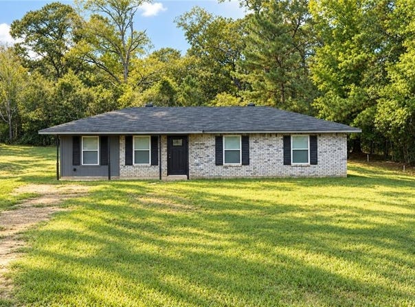 188 CRAWFORD Loop, Pollock, LA 71467