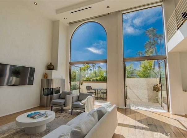 11 Marine Terrace, Santa Monica, CA 90401