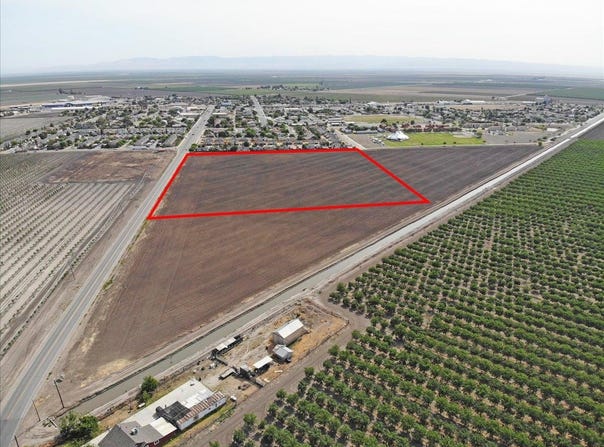 San Joaquin, CA 93660