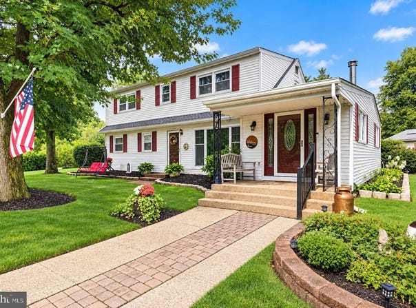 1 RADNOR Boulevard, MARLTON, NJ 08053