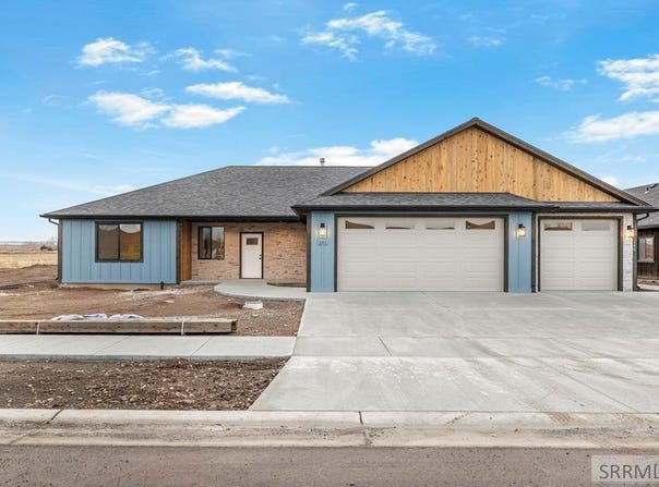 288 E 5th S, Sugar City, ID 83448