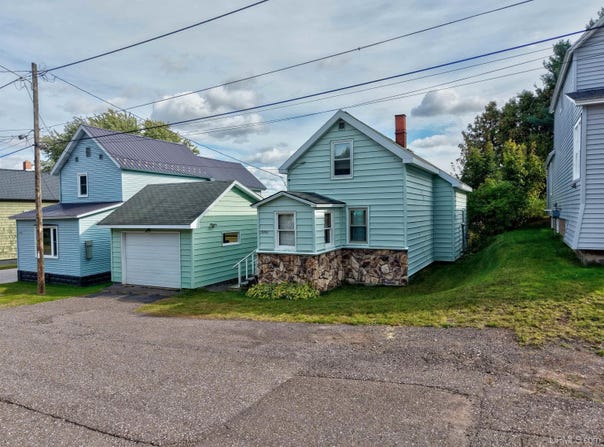 51710 MAPLE STREET, HUBBELL, MI 49934