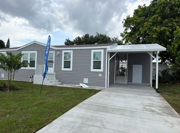 4686 Nancy Drive, Lake Worth, FL 33463