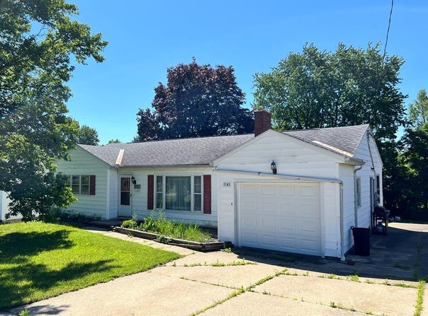 1141 W Main St., Ashland, OH 44805