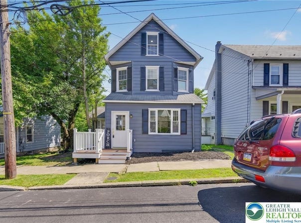 114 E High Street, Nazareth Boro, PA 18064