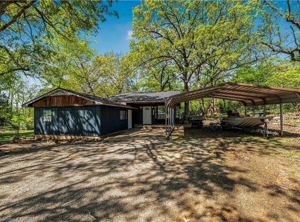 719 N Cherry ST, Spiro, OK 74959