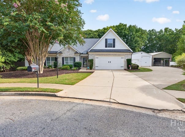 82 Flintstone Road, Jefferson, GA 30549