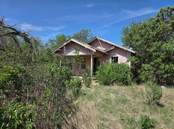 1024 S Clark St, Pampa, TX 79065