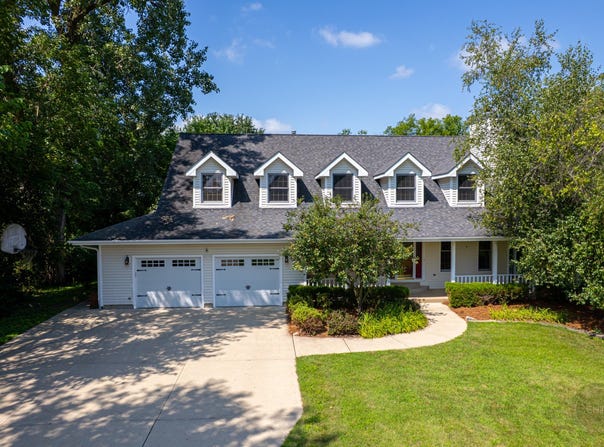 12n136 Berner Drive, Elgin, IL 60120