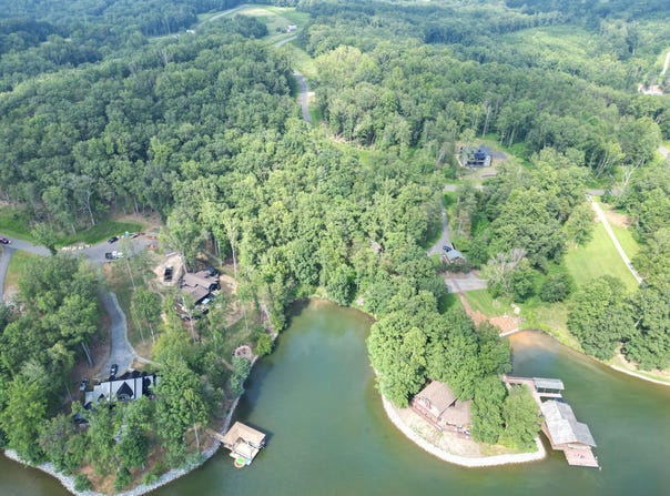 Crestview Rd lot: 77, Wirtz, VA 24184