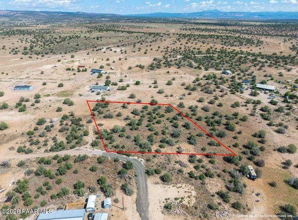 106c E Spring Water Dr, Paulden, AZ 86334