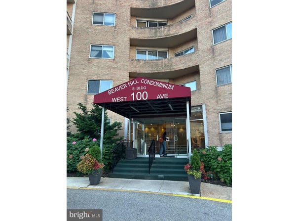 100 WEST Avenue, JENKINTOWN, PA 19046