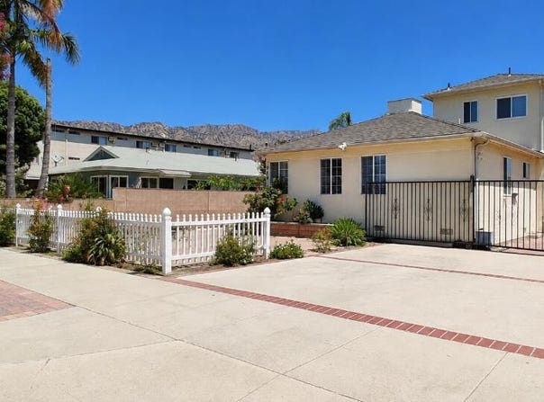 1906 Jackson Street, Burbank, CA 91504
