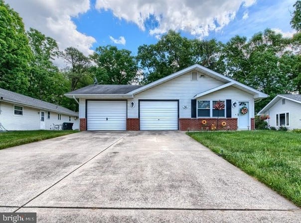 30 POPLAR Avenue, HAMMONTON, NJ 08037