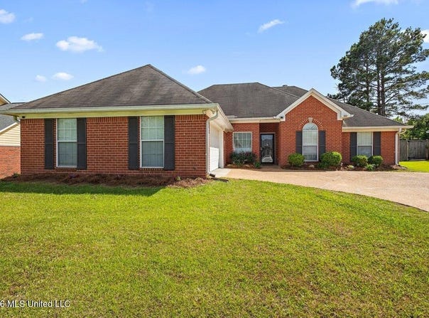 135 Stratford Drive, Madison, MS 39110