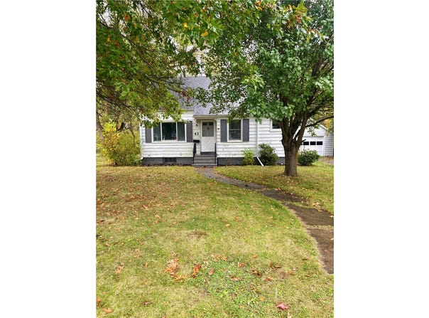 43 Hampton Road, Elmira, NY 14904