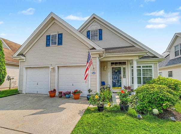 202 Lander Road, Egg Harbor Township, NJ 08234