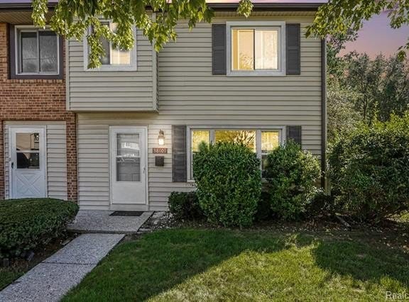 38101 Carolon Boulevard, Westland, MI 48185