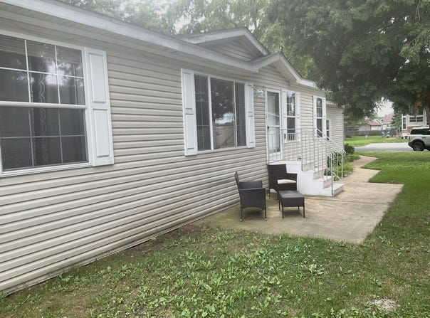 406 SPRUCE Drive, Belvidere, IL 61008