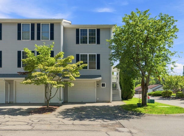 5 Nadia Lane, Wallingford, CT 06492