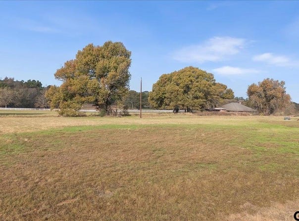 14933 FM 2010, Chandler, TX 75758