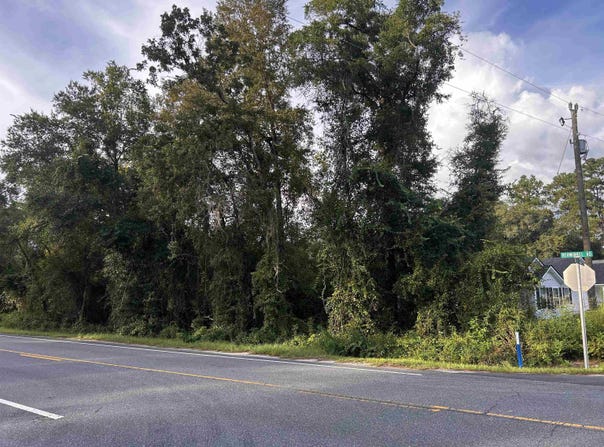 Cloer Lane, Crawfordville, FL 32327