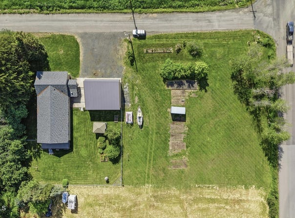 154 15th St, Plummer, ID 83851