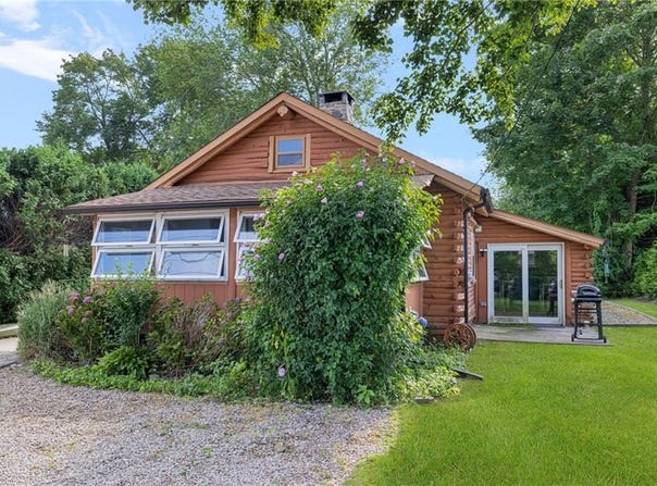 39 Ottawa Trail, Narragansett, RI 02882