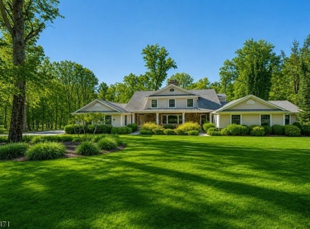5 Winding Way, Saddle River Boro, NJ 07458-3113