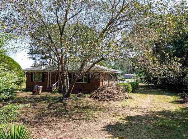 4701 Horace Matthews Rd, Effingham, SC 29541-3601