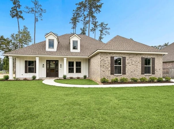 621 Deason, Picayune, MS 39466