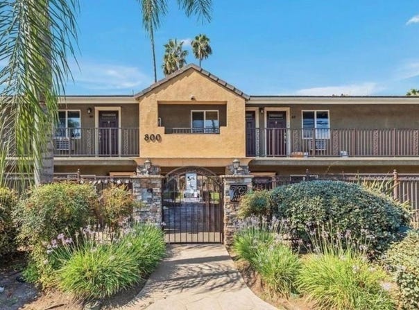 800 N Mollison, El Cajon, CA 92021