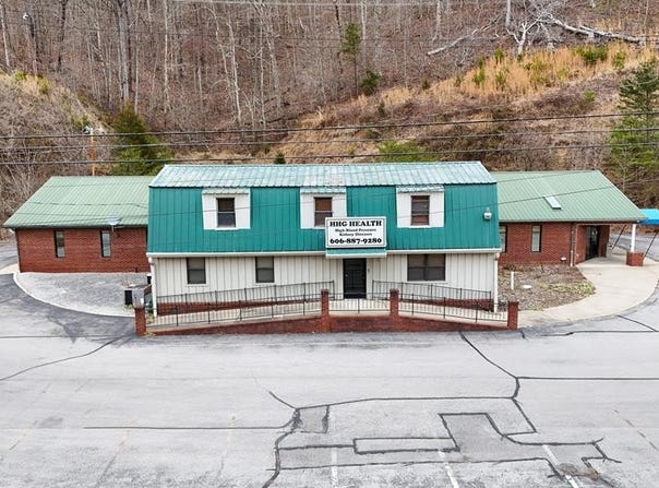 4750 KY RT 321, Hager Hill, KY 41222