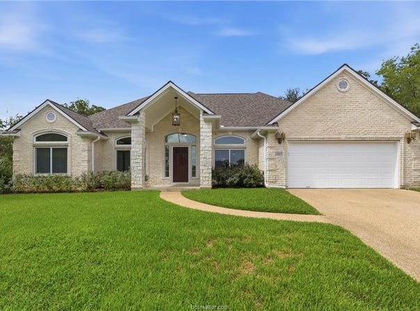 1200 Beacon Court, College Station, TX 77845